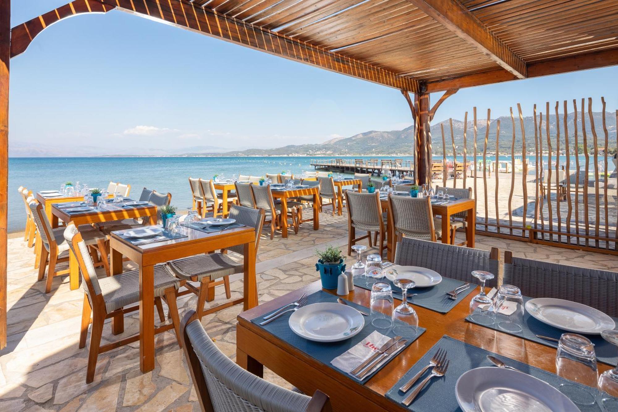 Roda Beach Resort & Spa المظهر الخارجي الصورة