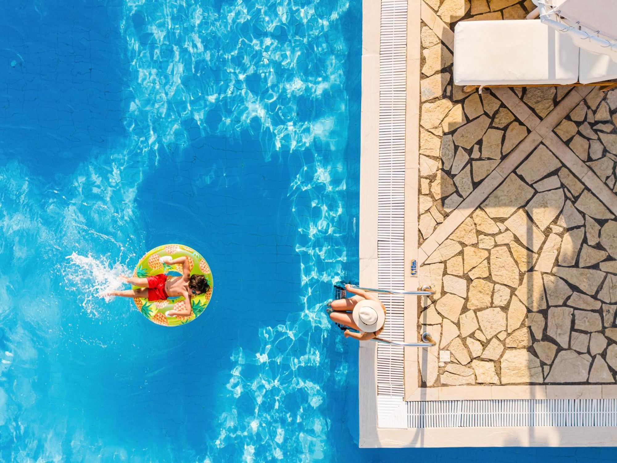 Roda Beach Resort & Spa المظهر الخارجي الصورة