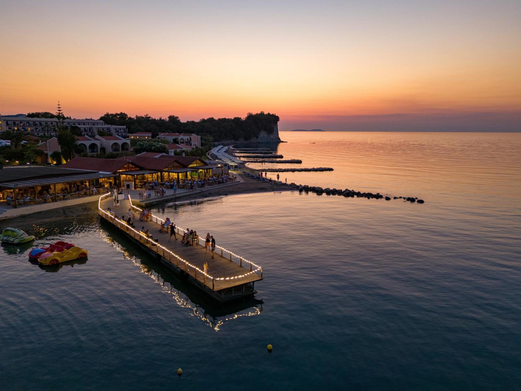 Roda Beach Resort & Spa المظهر الخارجي الصورة