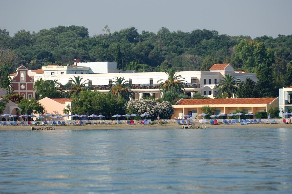 Roda Beach Resort & Spa المظهر الخارجي الصورة